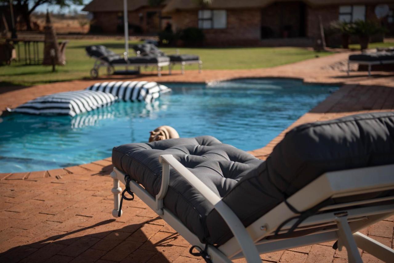 Morakane Safari Lodge Vryburg エクステリア 写真
