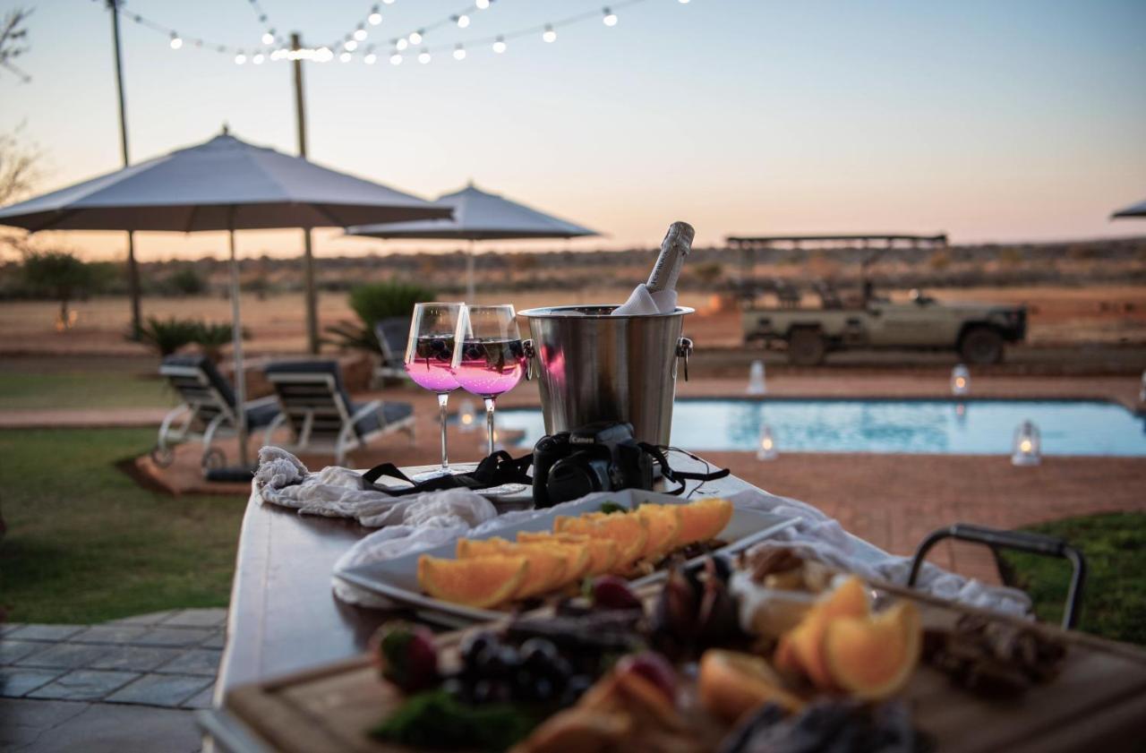 Morakane Safari Lodge Vryburg エクステリア 写真