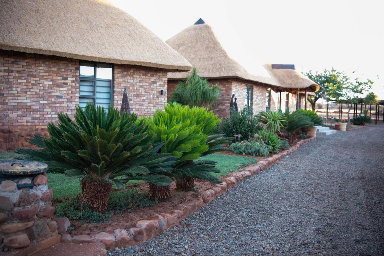 Morakane Safari Lodge Vryburg エクステリア 写真